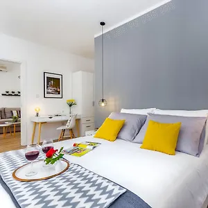 Terra I & Ii Apartman